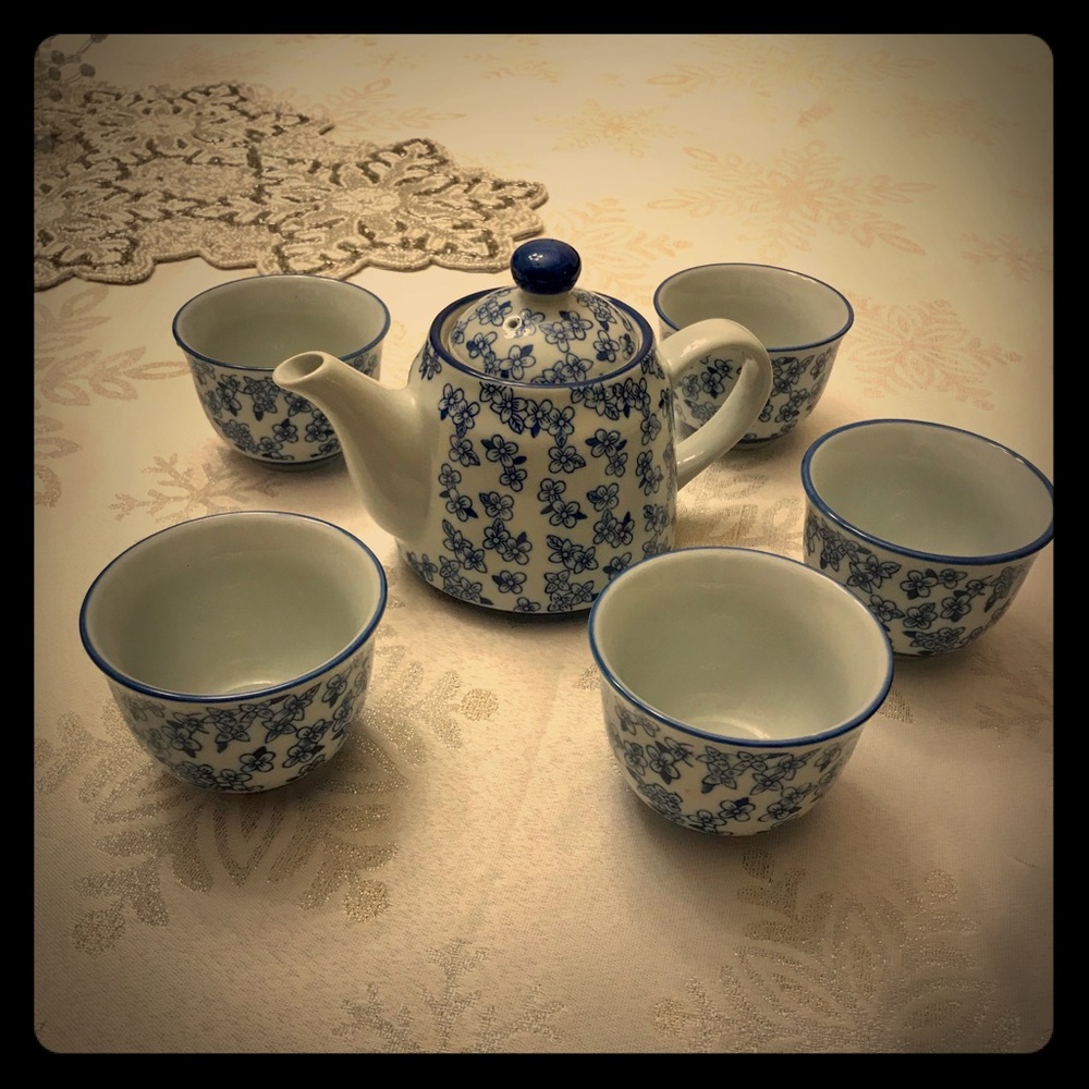 Blue Floral Tea Set - Made in Japan